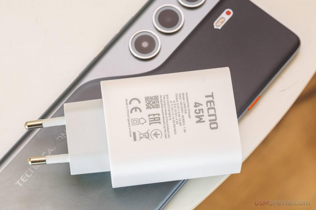 TECNO CAMON 40 Pro view 3